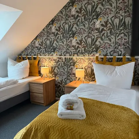 公寓 Rubys Warnemuende- 4 Bedrooms, Flexible Beds & Parking