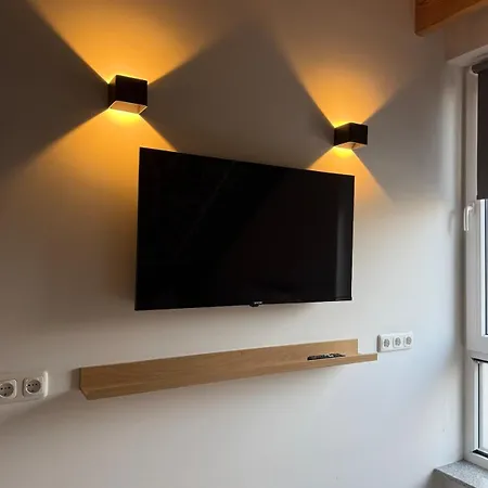Daire Rubys Warnemuende- 4 Bedrooms, Flexible Beds & Parking *