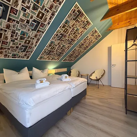 Rubys Warnemuende- 4 Bedrooms, Flexible Beds & Parking Rostock