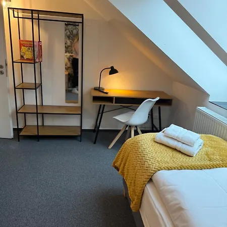 Rubys Warnemuende- 4 Bedrooms, Flexible Beds & Parking * 罗斯托克
