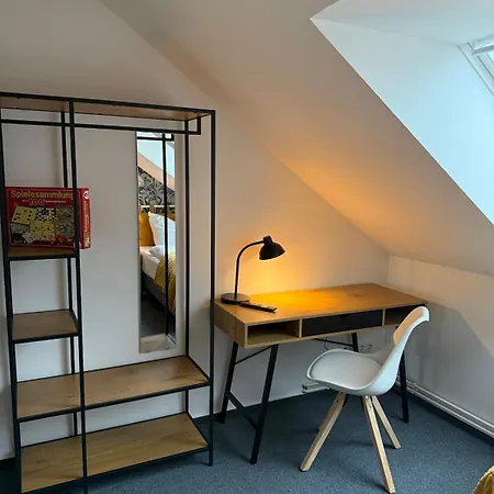 Rubys Warnemuende- 4 Bedrooms, Flexible Beds & Parking *