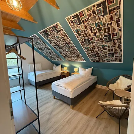 Rubys Warnemuende- 4 Bedrooms, Flexible Beds & Parking Rostock